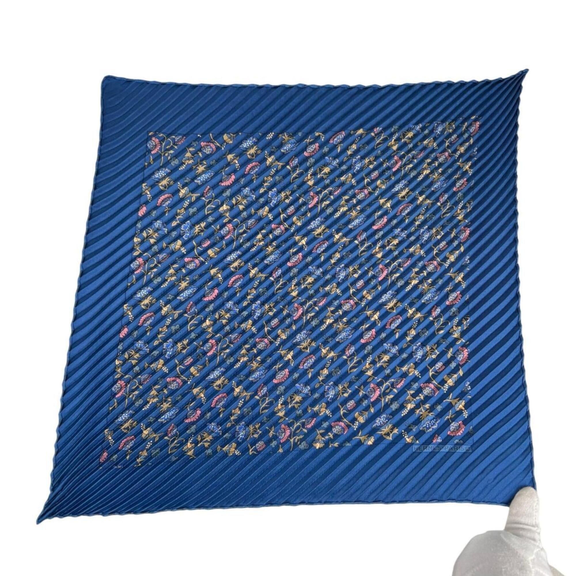 Hermes Hermes Scarf/Muffler Silk Scarf Pleated Carre Mini Blue Size ONE SIZE - 3 Thumbnail