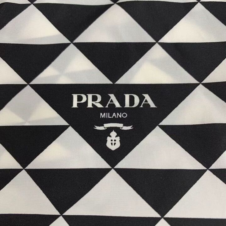 Prada Prada 23 Black White Triangle Print Hooded Jacket Size S / US 4 / IT 40 - 5 Thumbnail