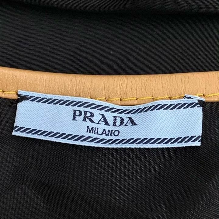 Prada Prada 2023 Black Triangle Logo Casual Midi Skirt Size 36" / US 14 / IT 50 - 7 Thumbnail