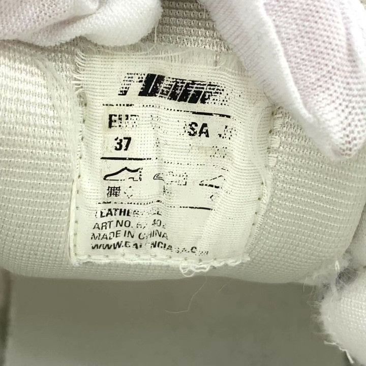 Balenciaga Balenciaga Runner Graffiti White Logo Sneakers Size US 6 / IT 36 - 6 Thumbnail