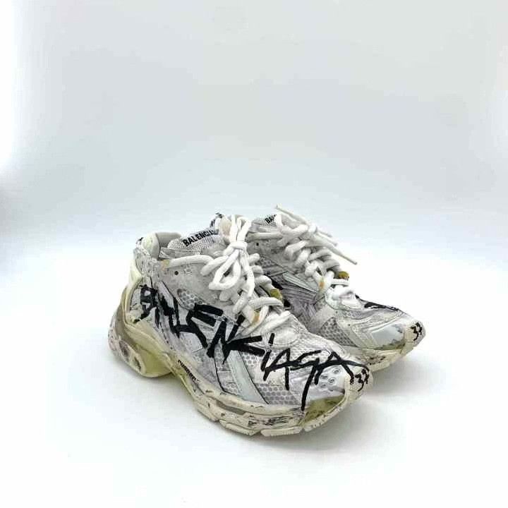 Balenciaga Balenciaga Runner Graffiti White Logo Sneakers Size US 6 / IT 36 - 2 Thumbnail