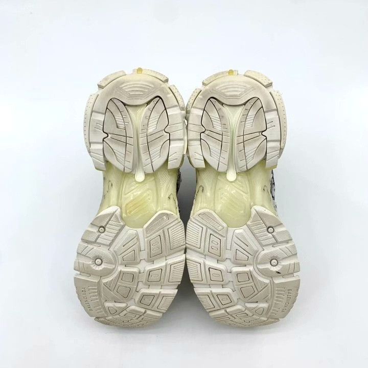 Balenciaga Balenciaga Runner Graffiti White Logo Sneakers Size US 6 / IT 36 - 5 Thumbnail