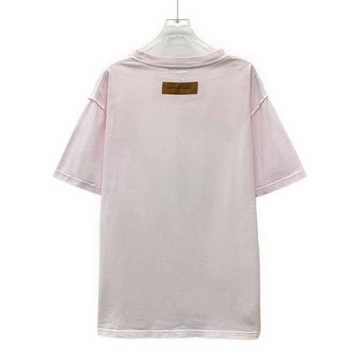 Louis Vuitton Louis Vuitton Pink Pocket Crewneck T-shirt Size L / US 10 / IT 46 - 2 Thumbnail
