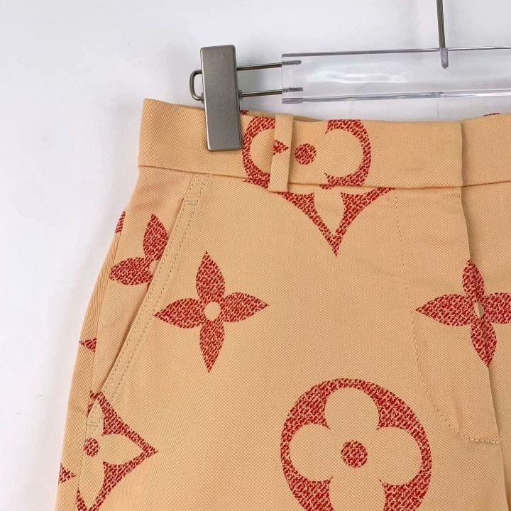 Louis Vuitton Louis Vuitton Monogram Cotton Casual Shorts Size 36" / US 14 / IT 50 - 3 Thumbnail