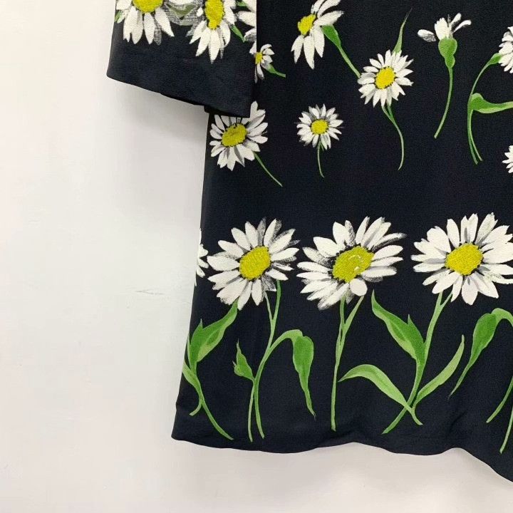 Dolce & Gabbana Dolce Gabbana Black Daisy Print Dress Size XS / US 0-2 / IT 36-38 - 4 Thumbnail