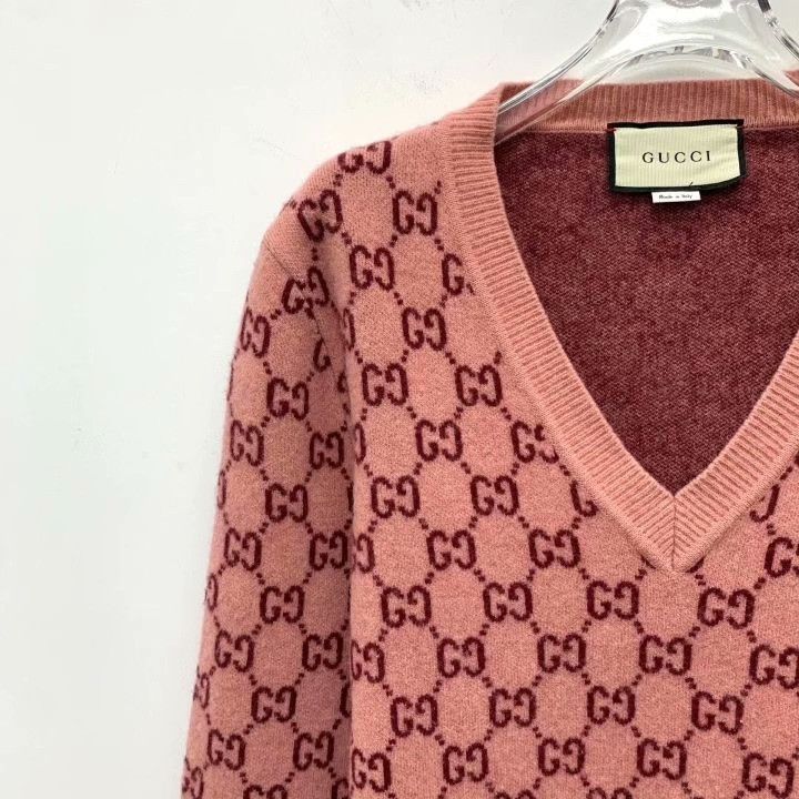 Gucci Gucci Pink Logo Jacquard V-Neck Wool Sweater Size XS / US 0-2 / IT 36-38 - 3 Thumbnail