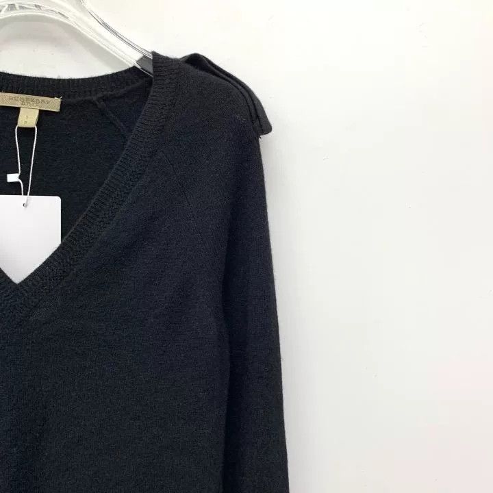 Burberry Burberry Black Cashmere V-Neck Knit Sweater Size S / US 4 / IT 40 - 3 Thumbnail