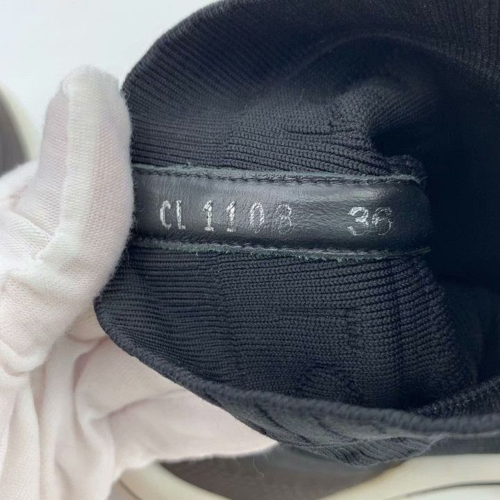 Louis Vuitton Louis Vuitton Black Letter Emboss Platform High-Top Sneakers Size US 5 / IT 35 - 6 Thumbnail