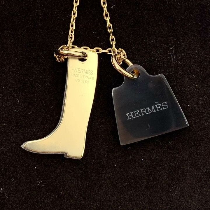 Hermes Hermes Kelly Gold Pendant Necklace Size ONE SIZE - 7 Thumbnail