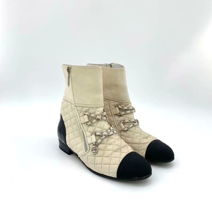 Chanel Chanel Quilted Chain Zip Short Boots Size US 5 / IT 35 - 2 Thumbnail