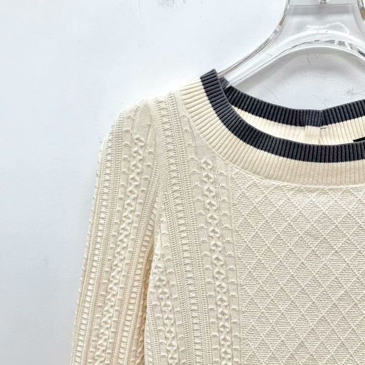 Chanel Chanel Beige Jacquard Cotton Crewneck Sweater Size S / US 4 / IT 40 - 3 Thumbnail