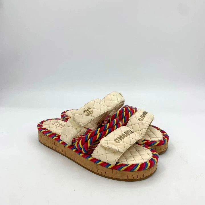 Chanel Chanel Beige Diamond Quilted Casual Slippers Size US 7 / IT 37 - 2 Thumbnail