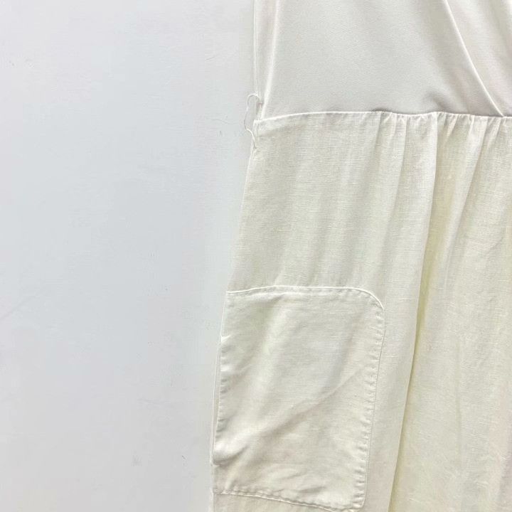 Max Mara Maxmara White V-Neck Sleeveless Dress Size M / US 6-8 / IT 42-44 - 4 Thumbnail