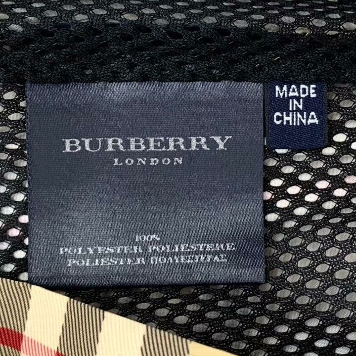 Burberry Burberry Classic Check Hooded Zip Sleeveless Vest Size XS / US 0-2 / IT 36-38 - 6 Thumbnail