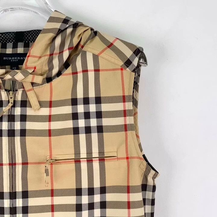 Burberry Burberry Classic Check Hooded Zip Sleeveless Vest Size XS / US 0-2 / IT 36-38 - 3 Thumbnail