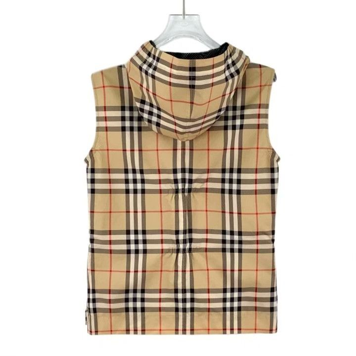 Burberry Burberry Classic Check Hooded Zip Sleeveless Vest Size XS / US 0-2 / IT 36-38 - 2 Thumbnail
