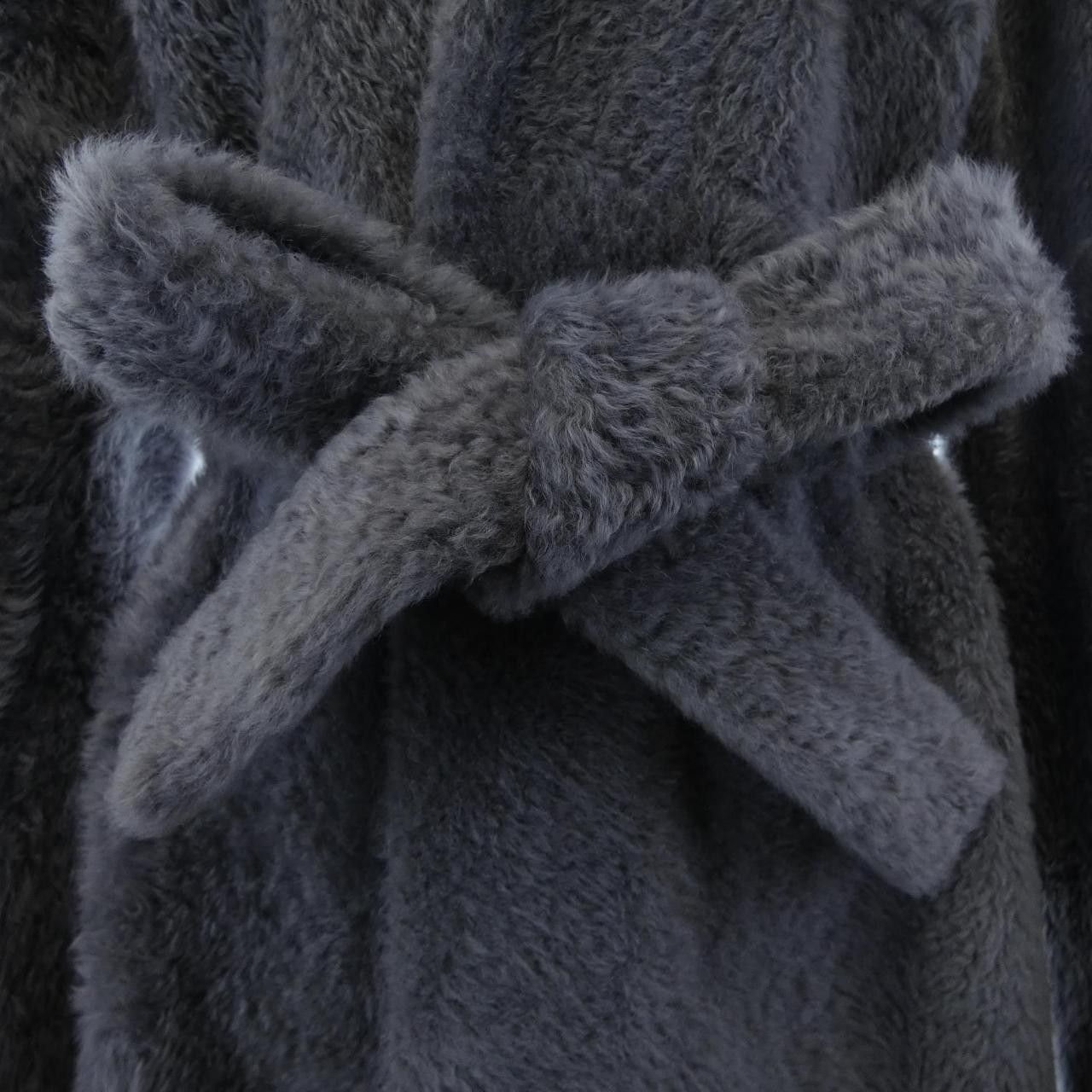 Celine Celine CELINE Lambskin Shearling Coat Fur Outerwear 28S62064A DUTY FREE for USA Size ONE SIZE - 7 Thumbnail