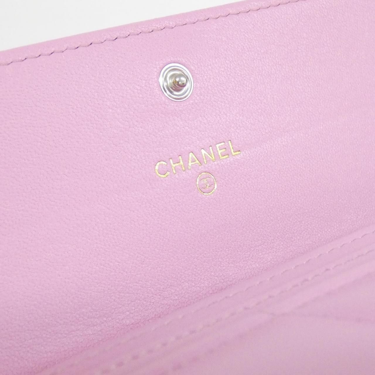 Chanel Chanel Chanel Chanel19 Lambskin Long Bifold Wallet Leather Short Wallet AP0953 DUTY FREE for USA Size ONE SIZE - 8 Thumbnail