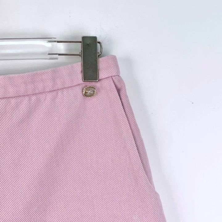 Chanel Chanel Pink CC Logo Cotton Casual Shorts Size 36" / US 14 / IT 50 - 3 Thumbnail