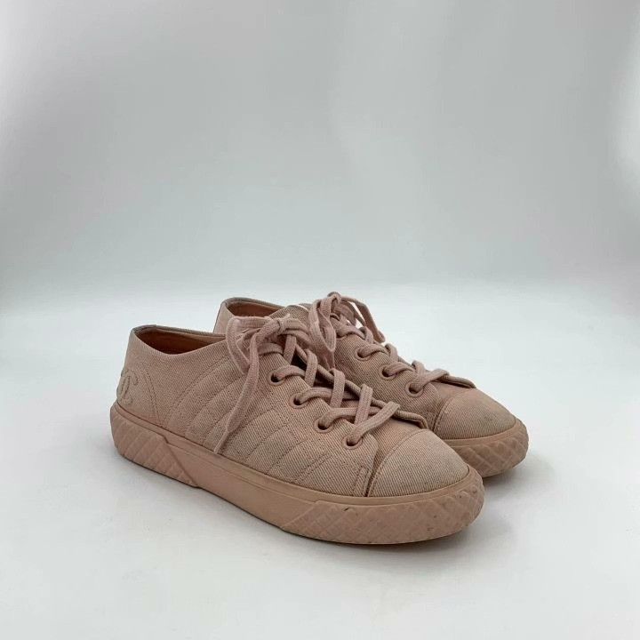 Chanel Chanel Pink Quilted Lace-Up Flat Shoes Size US 6 / IT 36 - 2 Thumbnail