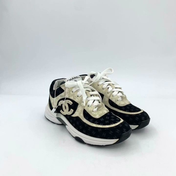 Chanel Chanel Logo Print Lace-Up Casual Sneakers Size US 4 / IT 34 - 2 Thumbnail