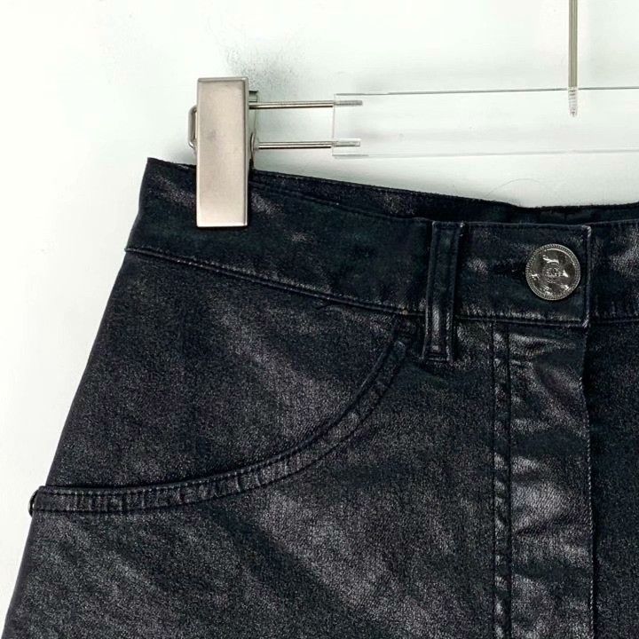 Chanel Chanel Black Coated Cotton Casual Shorts Size 36" / US 14 / IT 50 - 3 Thumbnail