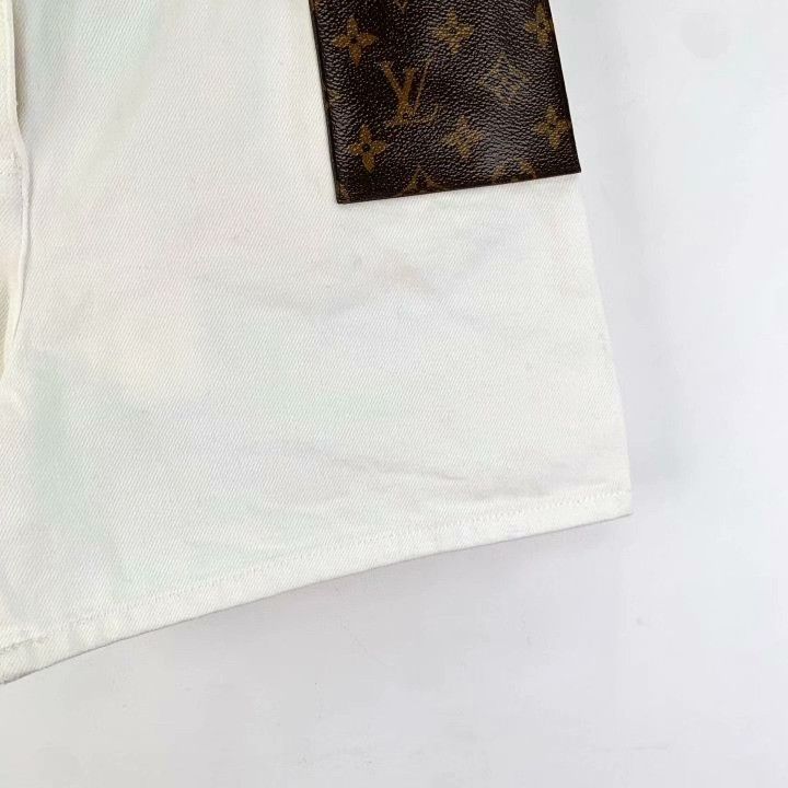 Louis Vuitton Louis Vuitton 2022 White Monogram Denim Shorts Size 34" / US 12 / IT 48 - 4 Thumbnail