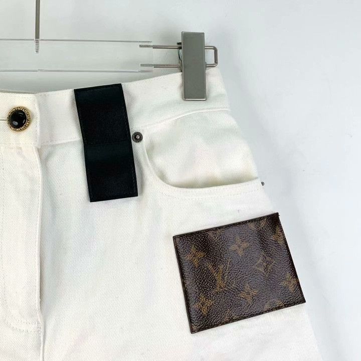 Louis Vuitton Louis Vuitton 2022 White Monogram Denim Shorts Size 34" / US 12 / IT 48 - 3 Thumbnail