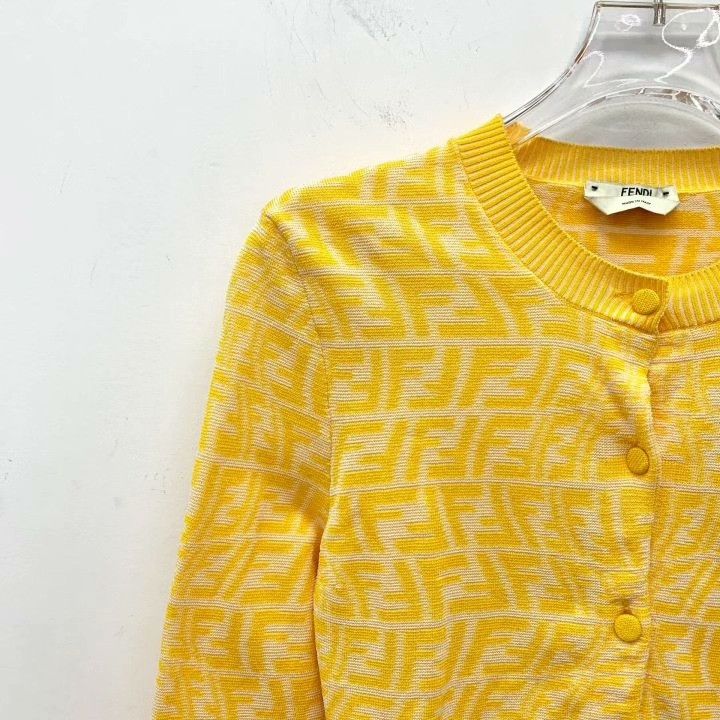 Fendi Fendi Yellow Logo Letter Jacquard Knit Cardigan Size XS / US 0-2 / IT 36-38 - 3 Thumbnail