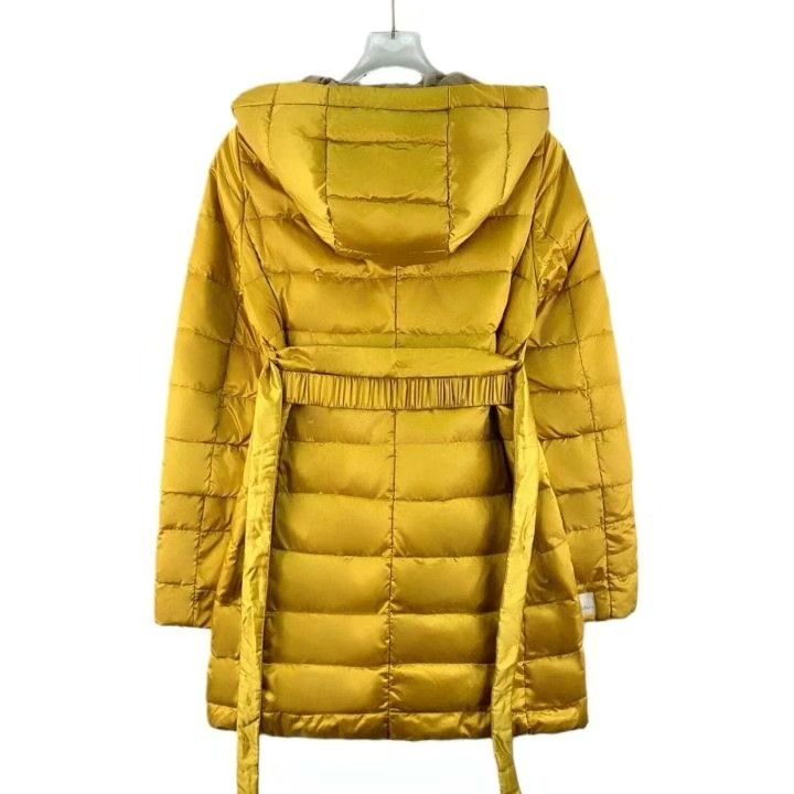 Max Mara Maxmara Yellow Hooded Belted Satin Down Jacket Size S / US 4 / IT 40 - 2 Thumbnail
