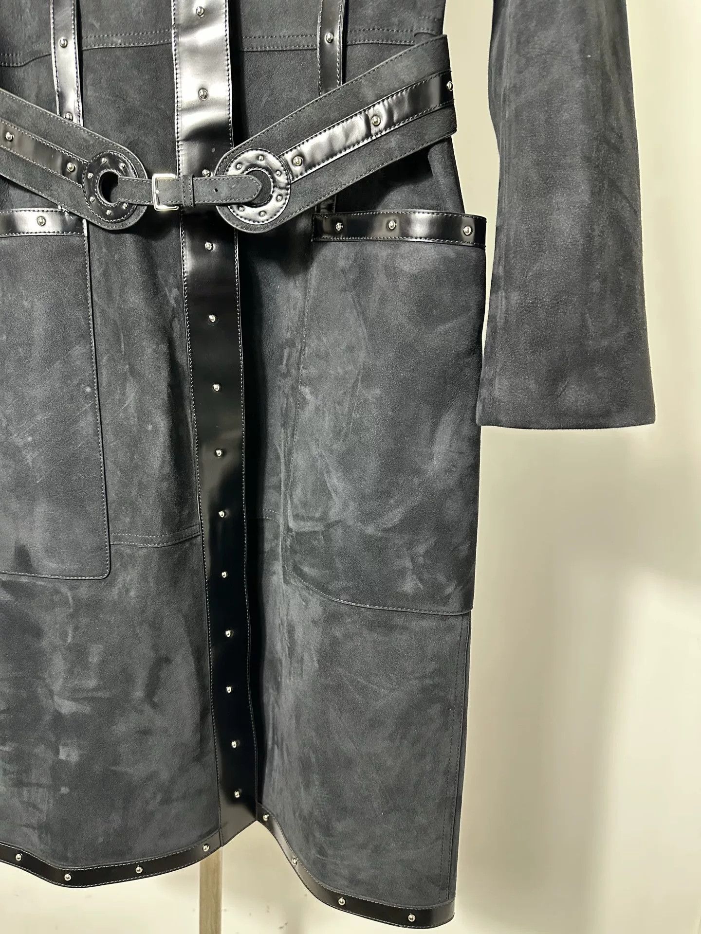 Hermes Hermes Women's 2022 Runway Suede Studded Coat Size XXS / US 00 / IT 34 - 3 Thumbnail
