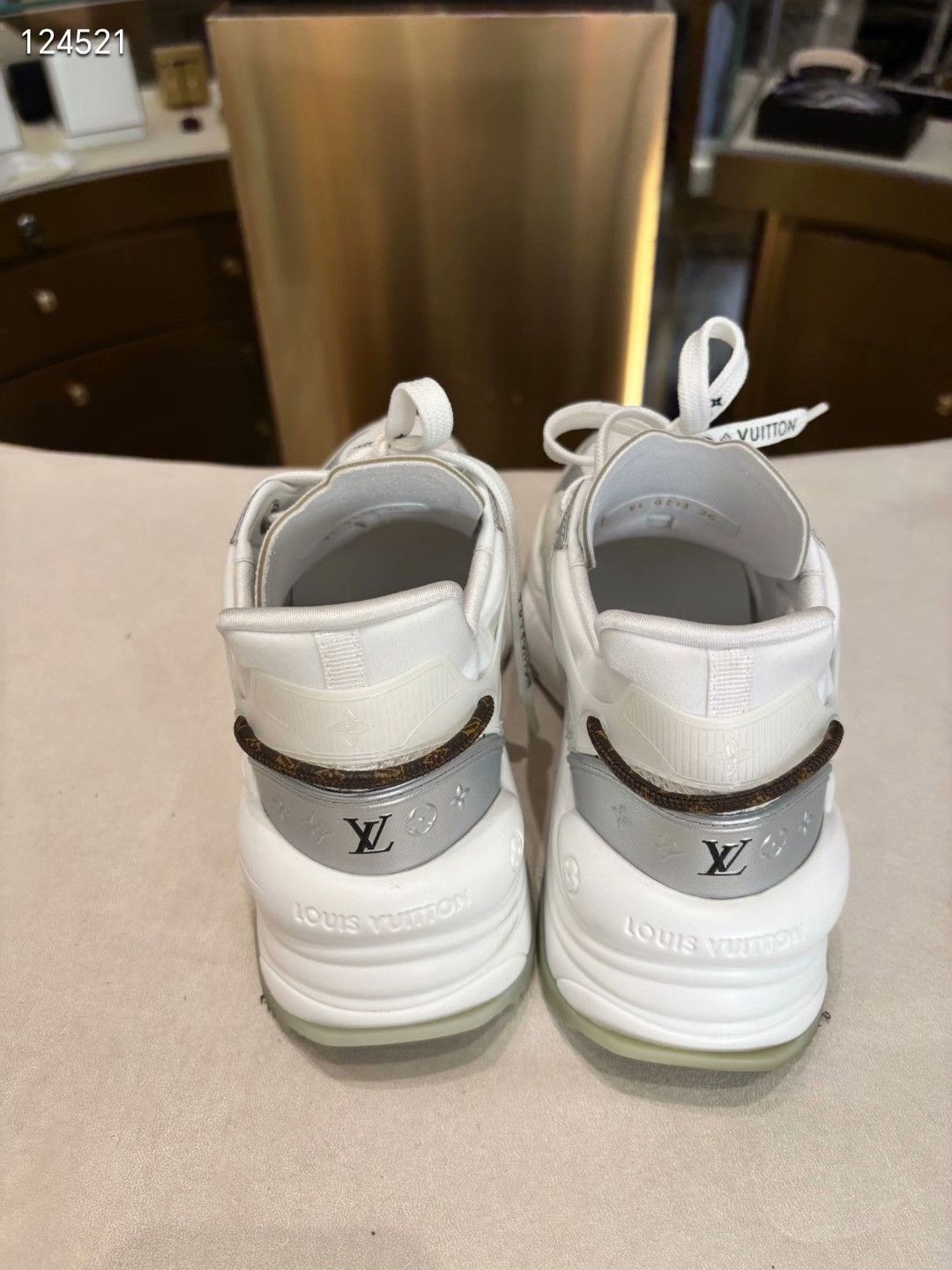 Louis Vuitton Louis Vuitton Run 55 Women's Sneaker Size US 5 / IT 35 - 4 Thumbnail