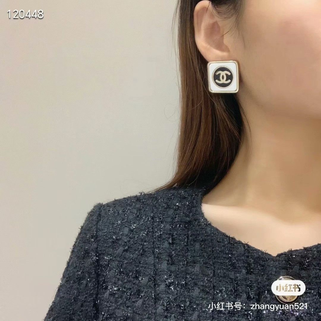 Chanel Chanel 23C Square Circle Earrings Size ONE SIZE - 6 Thumbnail