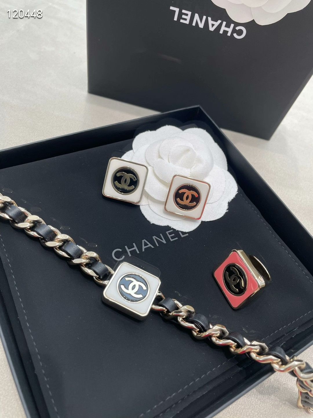 Chanel Chanel 23C Square Circle Earrings Size ONE SIZE - 4 Thumbnail