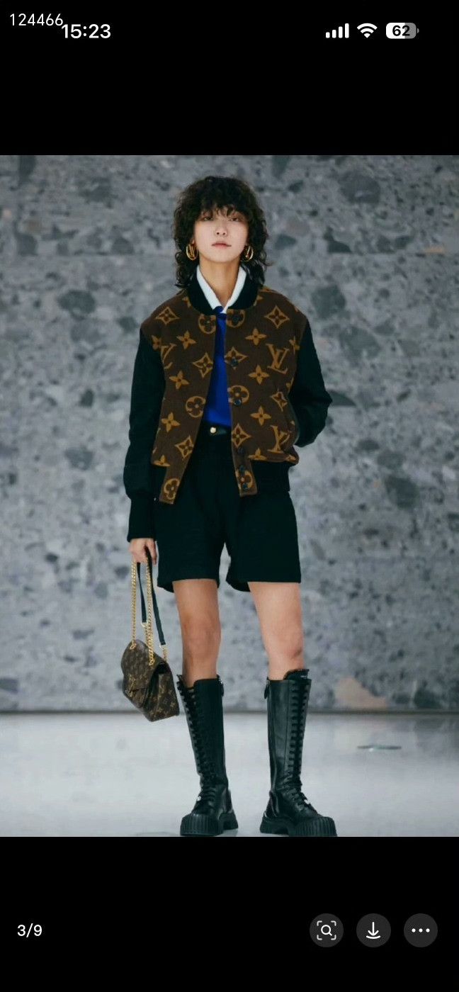 Louis Vuitton Louis Vuitton Brown Bomber Jacket Women Size S / US 4 / IT 40 - 9 Thumbnail