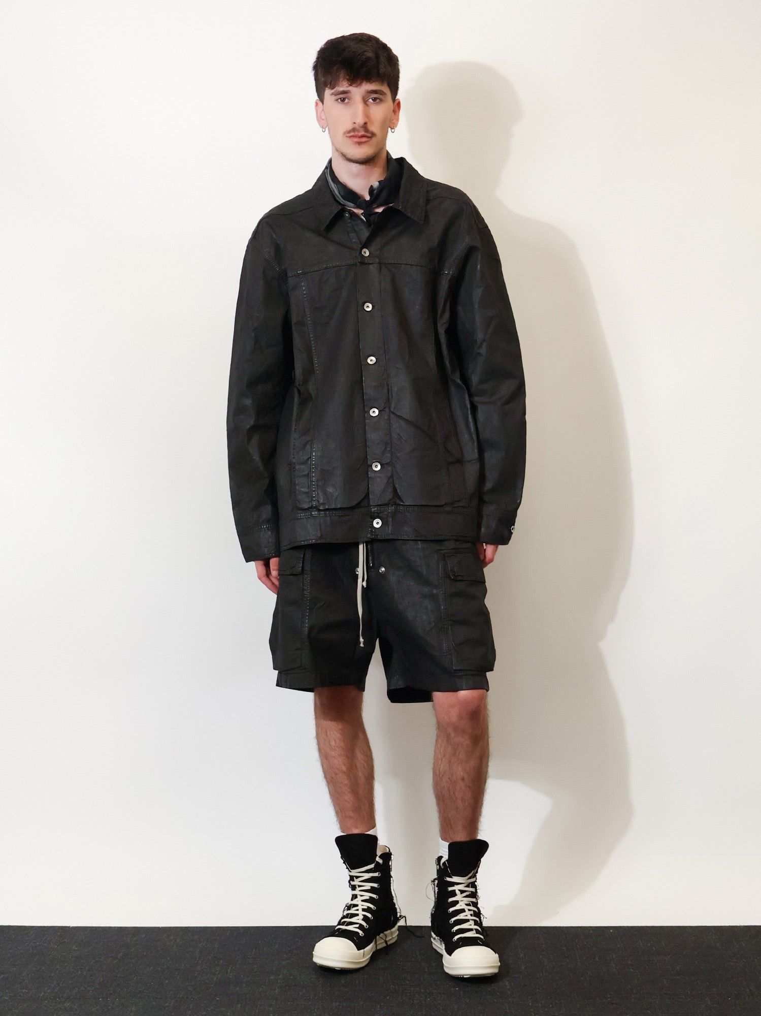 Rick Owens Drkshdw Waxed Black Denim Jacket Size US XL / EU 56 / 4 - 3 Thumbnail