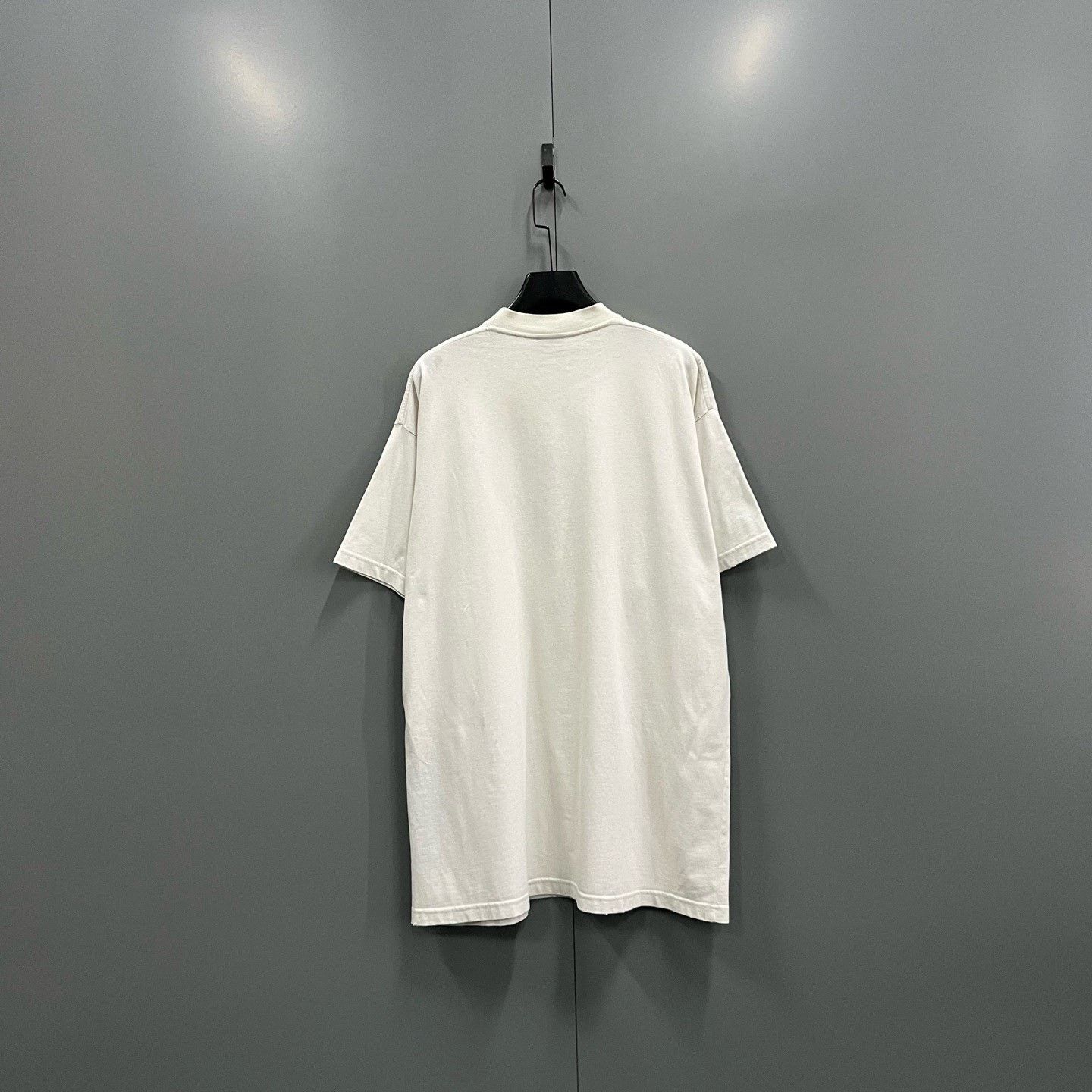 Balenciaga Balenciaga Letter Apple Logo Short-Sleeve Size M / US 6-8 / IT 42-44 - 2 Thumbnail