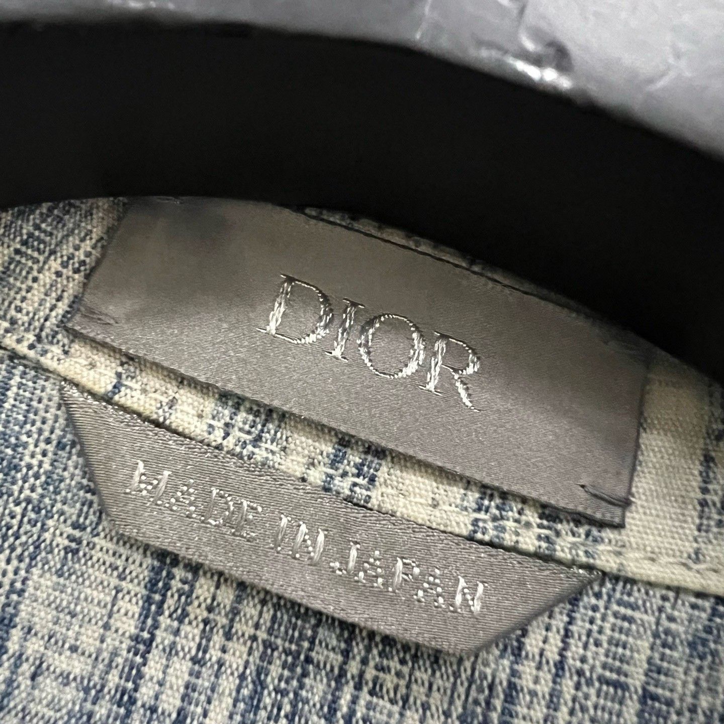 Dior Dior Essentials Distressed Washed Logo Shirt Size S / US 4 / IT 40 - 3 Thumbnail