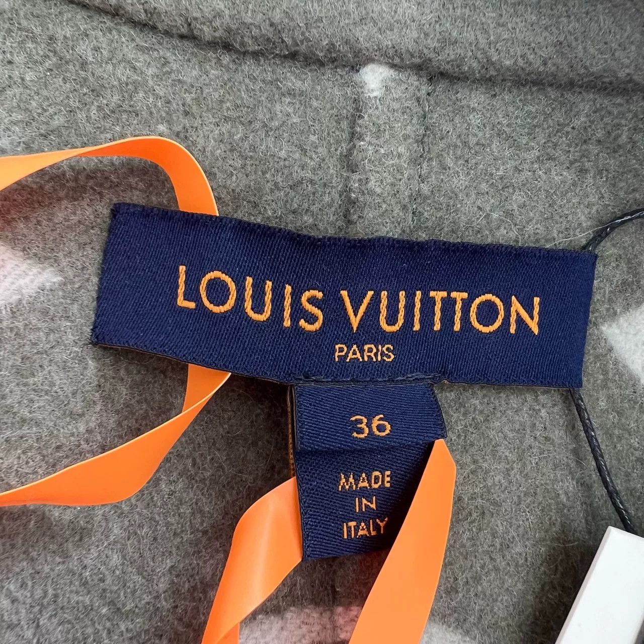 Louis Vuitton Louis Vuitton Monogram Print Inner Coat Size XS / US 0-2 / IT 36-38 - 3 Thumbnail