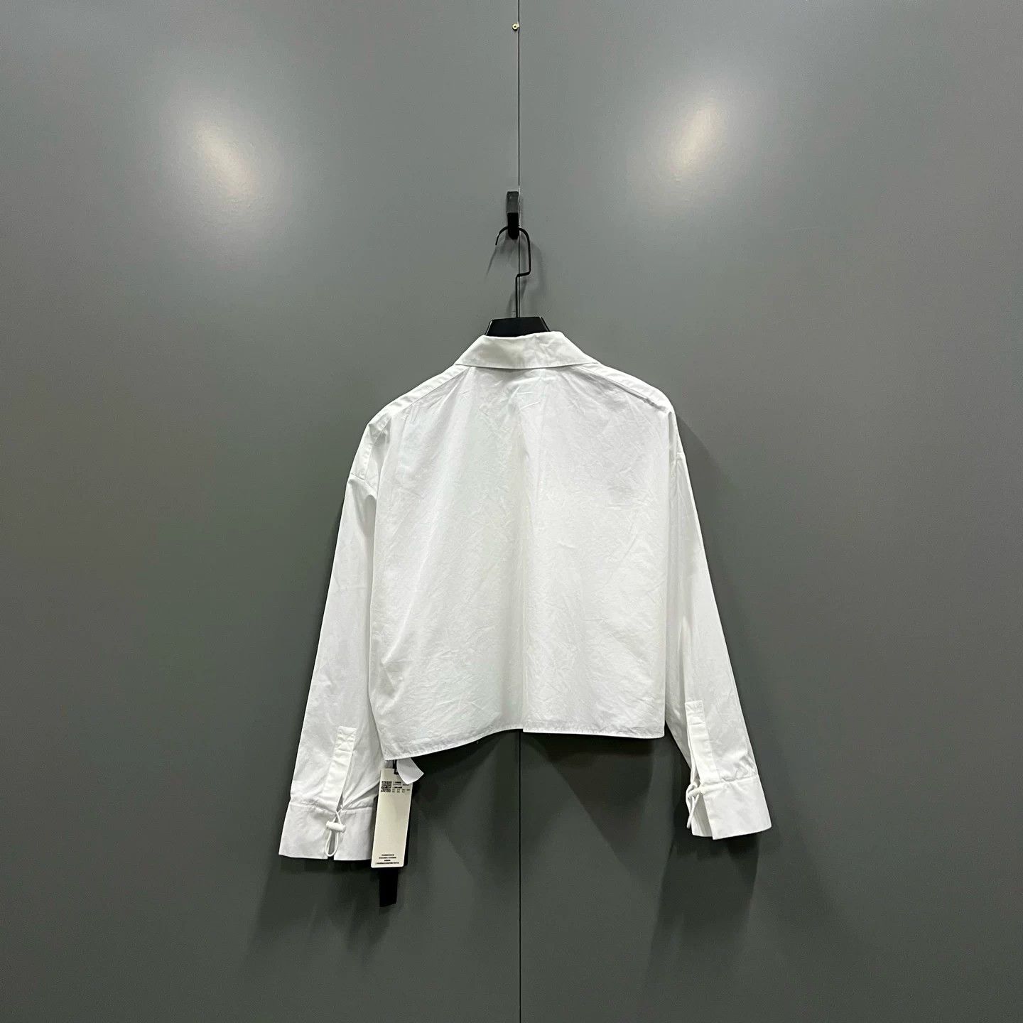 Fendi FENDI White Cropped Long-Sleeve Shirt Size S / US 4 / IT 40 - 4 Thumbnail