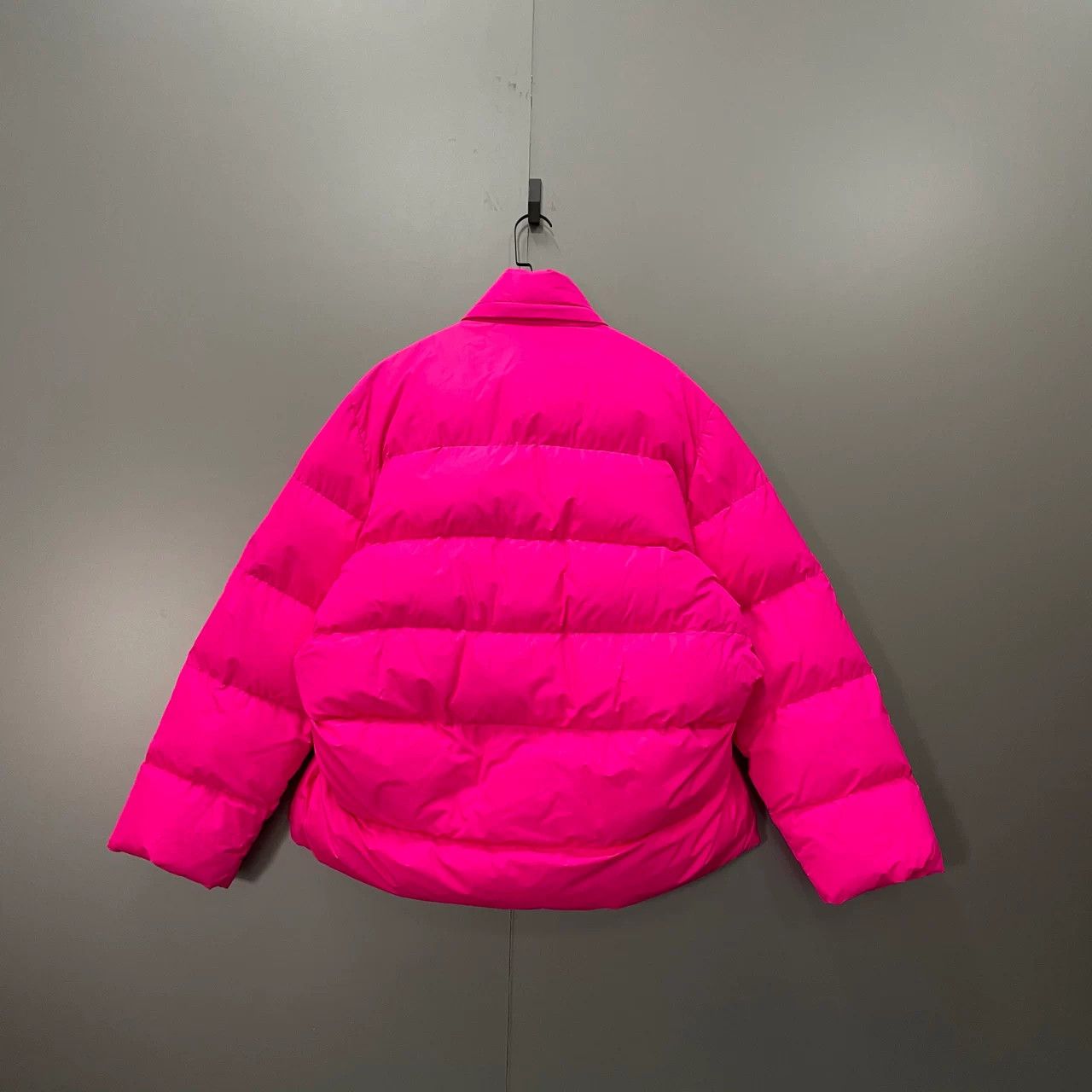 Balenciaga Balenciaga Pink Lock Buckle Print Down Jacket Size XS / US 0-2 / IT 36-38 - 4 Thumbnail