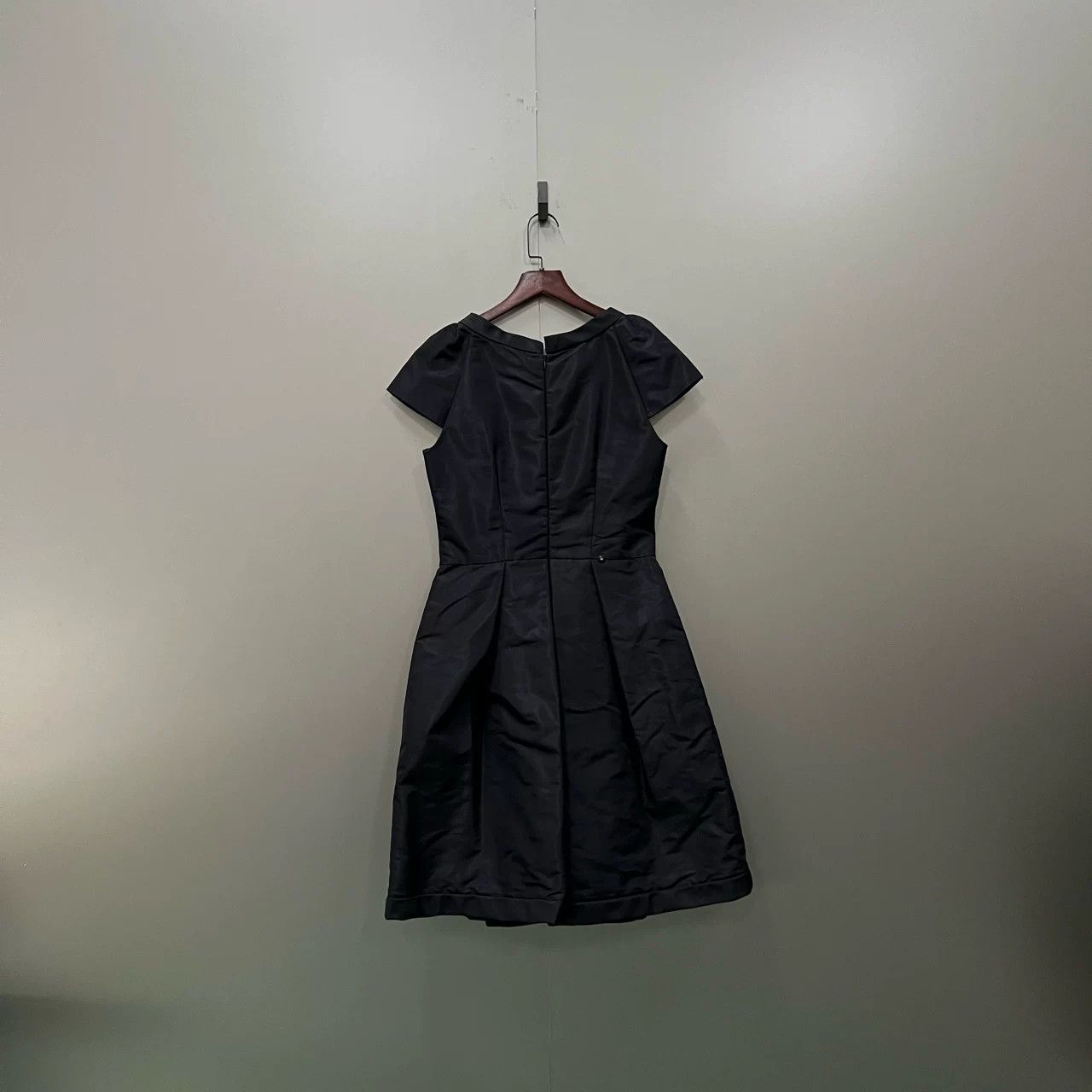 Prada Prada Black Pleated Dress Size M / US 6-8 / IT 42-44 - 2 Thumbnail