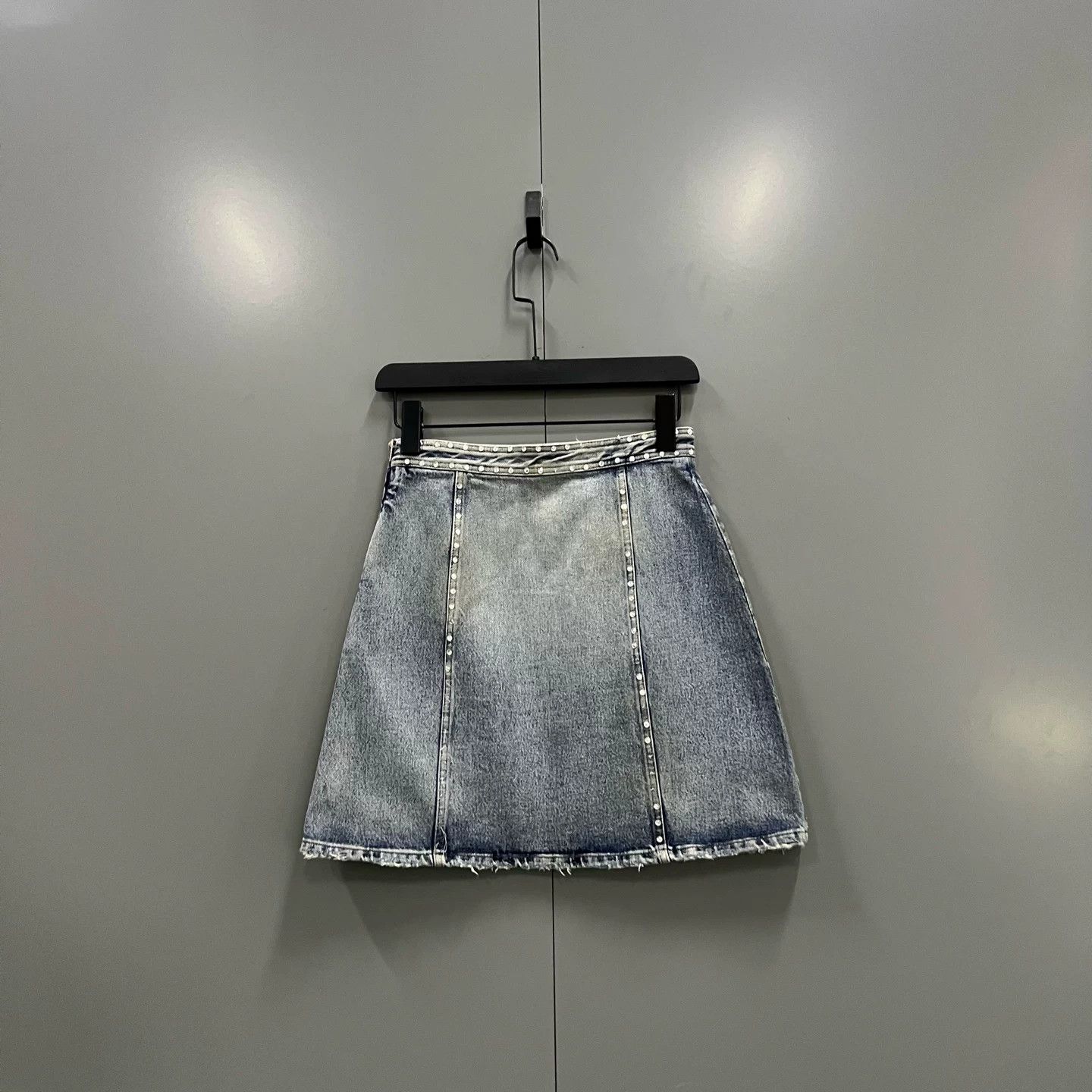 Miu Miu Miu Miu Crystal Denim Skirt Size 36" / US 14 / IT 50 - 2 Thumbnail