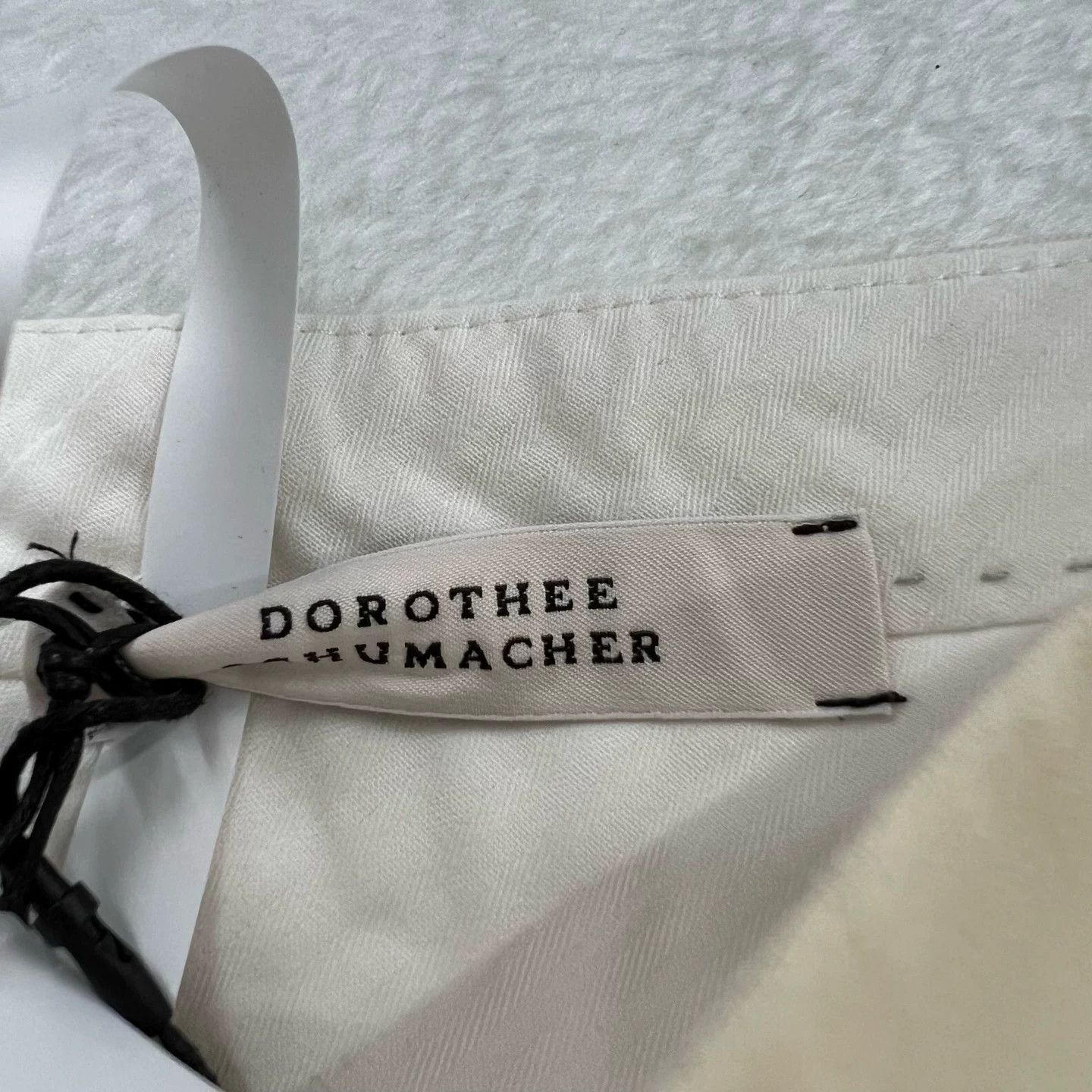 DOROTHEE SCHUMACHER DOROTHEE SCHUMACHER Beige Shorts Size 25" / US 0 / IT 36 - 3 Thumbnail