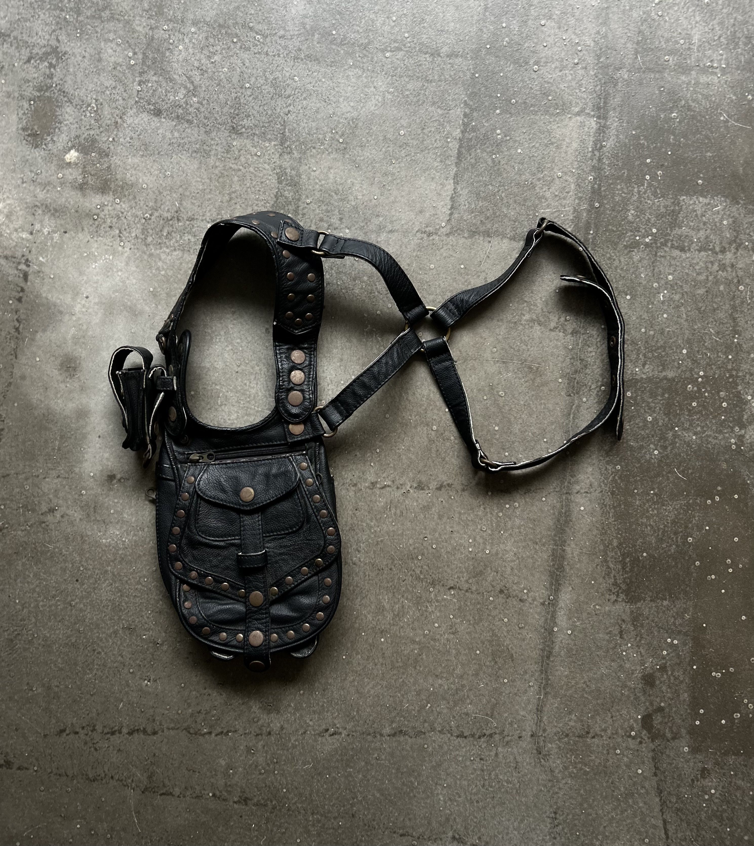 Other 00s Rivet Leather Harness Bag Size ONE SIZE - 2 Thumbnail