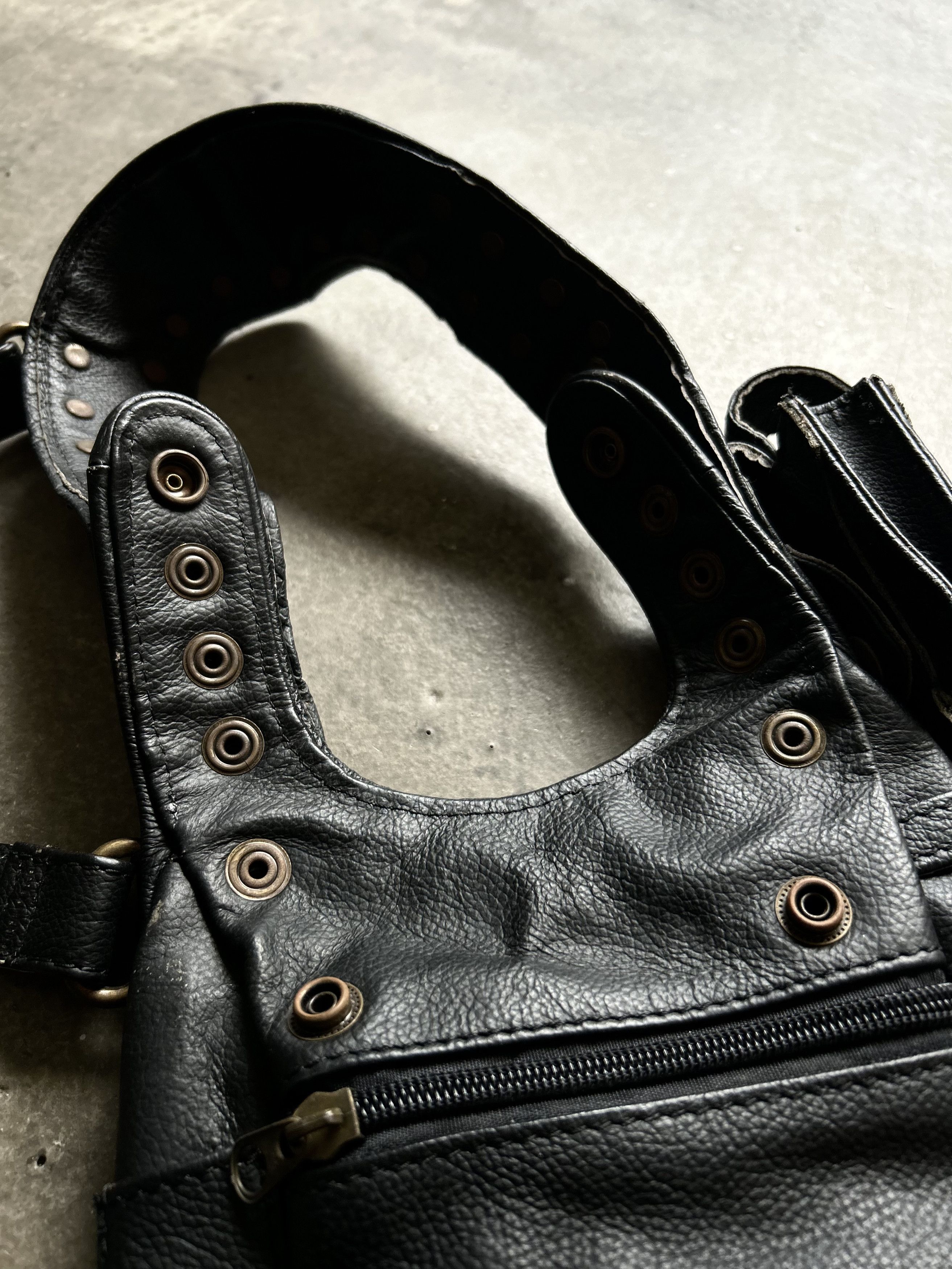 Other 00s Rivet Leather Harness Bag Size ONE SIZE - 7 Thumbnail