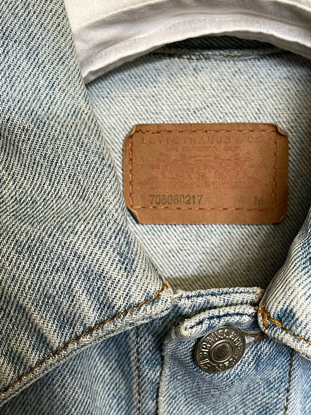 Levi's Vintage Levis Denim Jacket Size US M / EU 48-50 / 2 - 2 Thumbnail