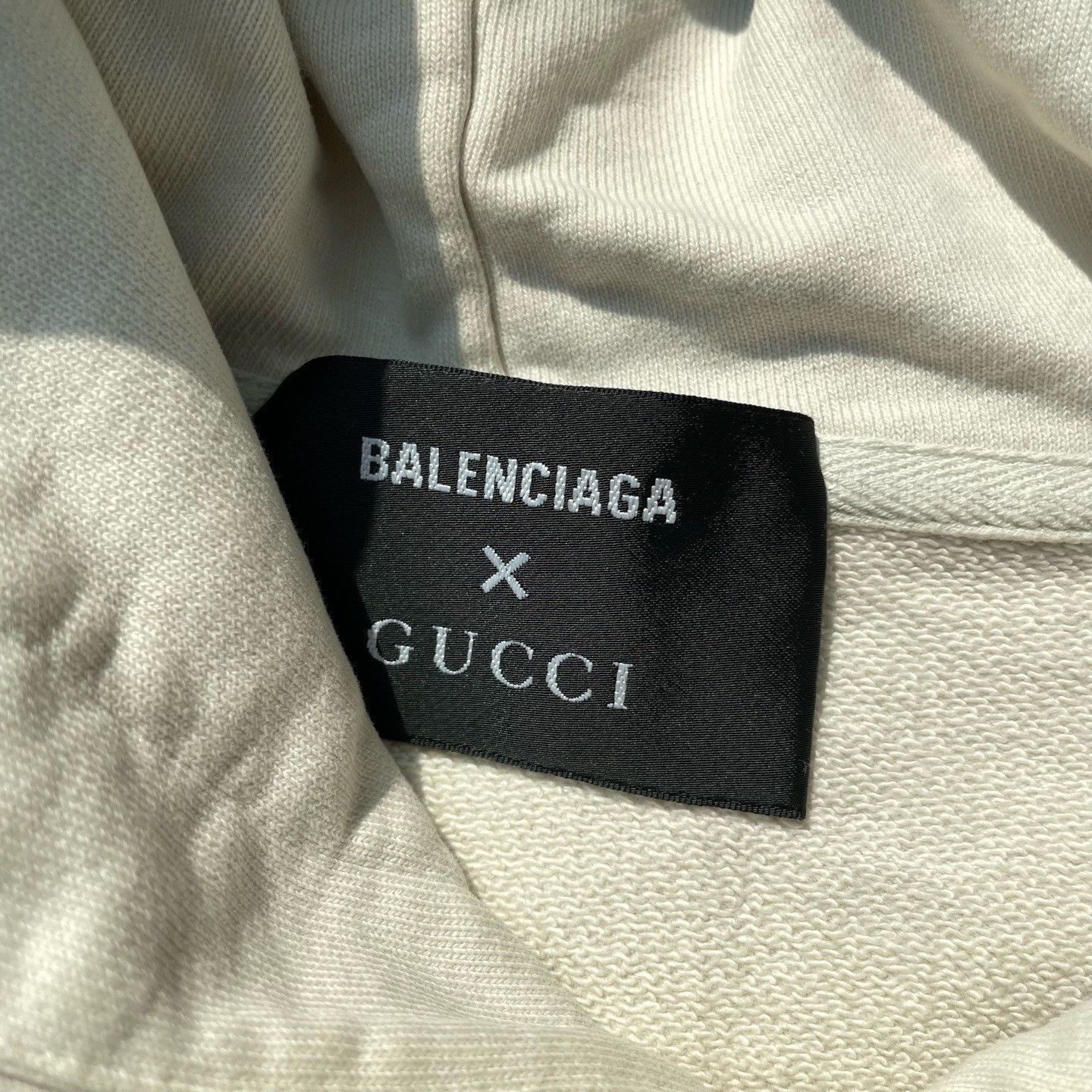 Gucci Gucci x Balenciaga Beige Dripped Tear Logo Side Zip Hoodie Size US XS / EU 42 / 0 - 4 Thumbnail
