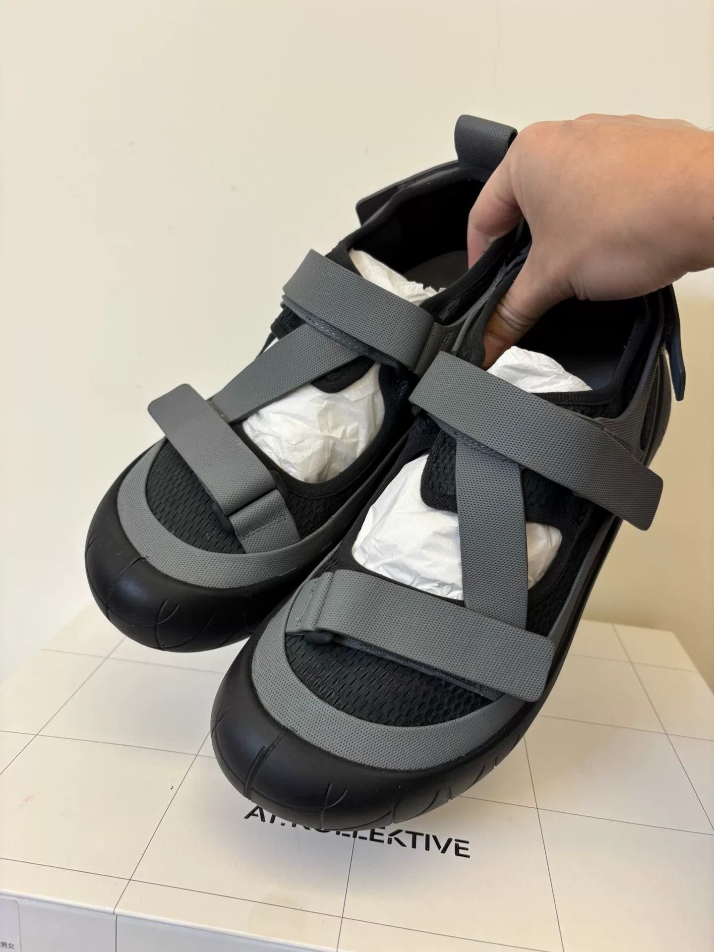 Other at.kollektive Outdoor Functional Shoes Size US 10 / EU 43 - 3 Thumbnail