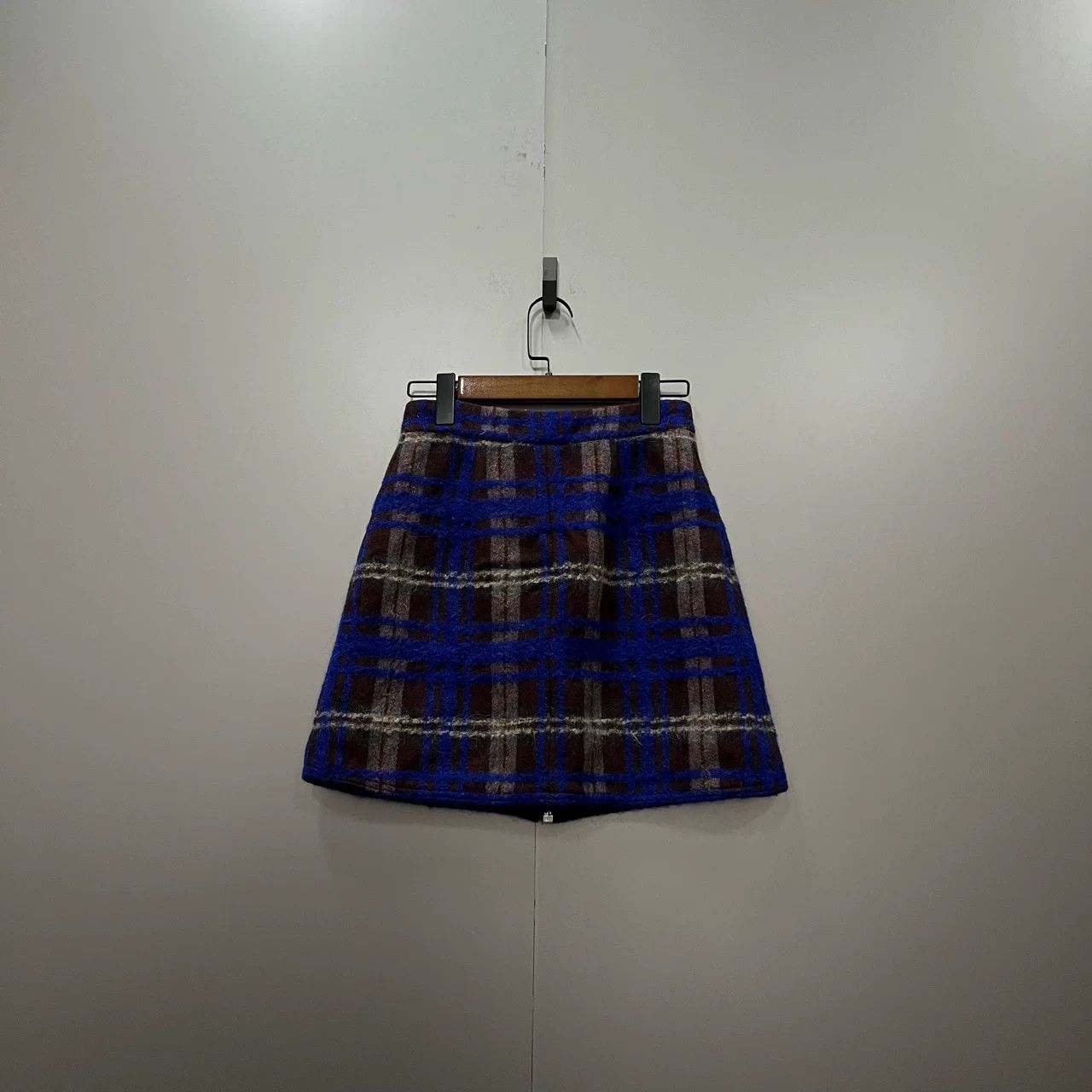Acne Studios Acne Studios Plaid Wool Skirt Size 34" / US 12 / IT 48 - 2 Thumbnail